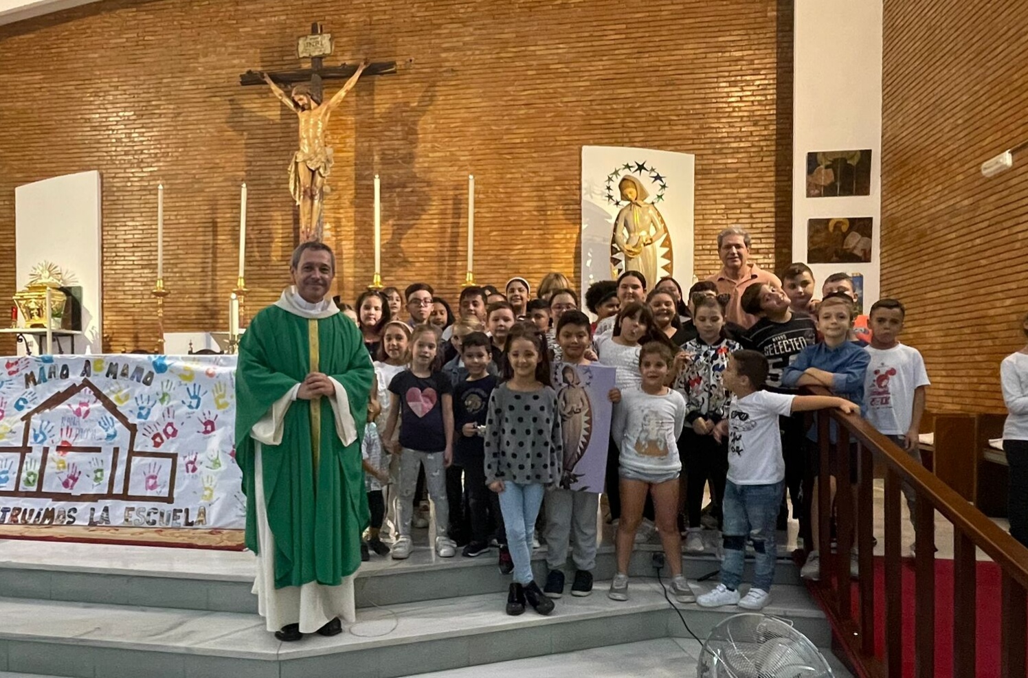 ENCUENTROS MISIONEROS DE JÓVENES